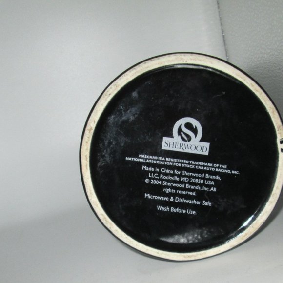 NASCAR Licensed Large Mug 2004 - Picture 4 of 5